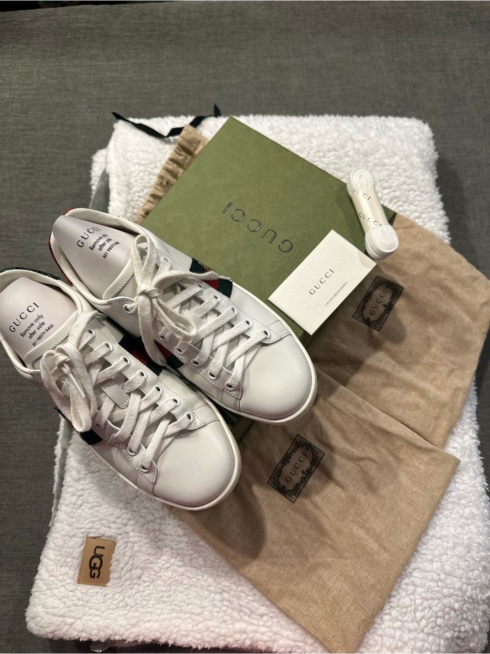 Gucci White Leather Sneakers with Green-Red Stripe